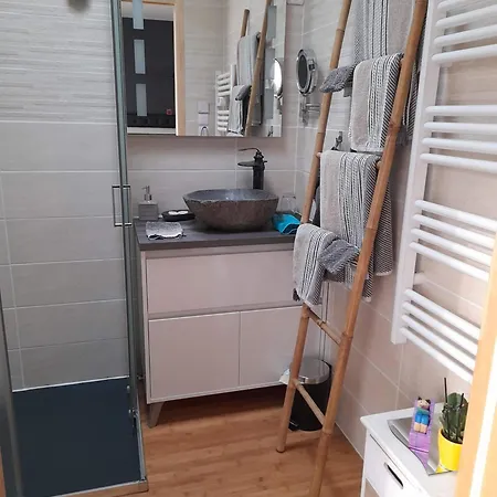 Homestay Chambre, Et Foret